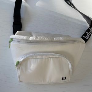 Lululemon bag